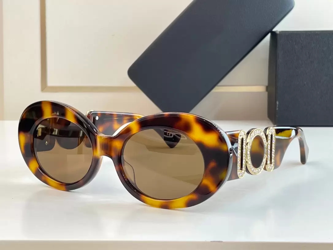 

High quality Designer Fashion Men Sunglasses UV Protection 4426U Outdoor Sport Vintage Women Sunglasses Retro Eyewear With Box And Cases