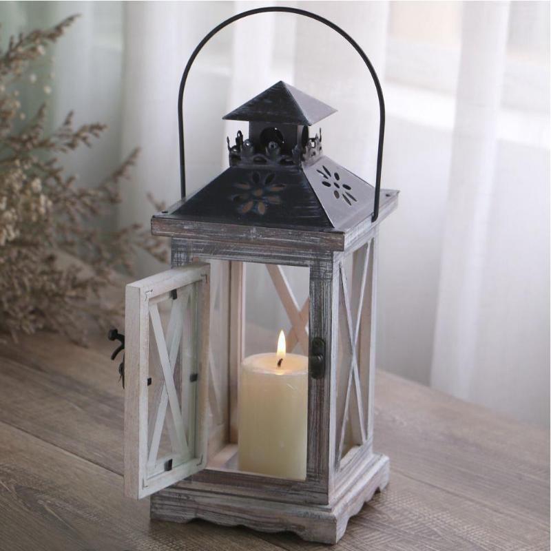 

Candle Holders European Style Wooden Holder Wrought Iron Wind Retro Bedroom Glass Decor Revolving Lantern Living Lamp B9T2