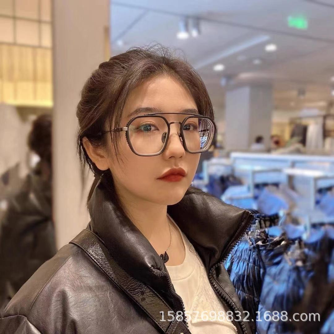 

New ch Chrome Sunglasses Frames New Double Beam Flat Lens Fashion Trend Weiting Same Glasses Frame Large Men's and Women's Hearts Uuii