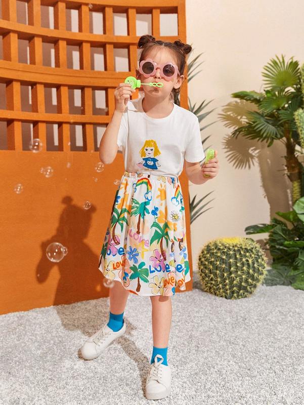 

Girls Figure Graphic Tee and Skirt SHE, Multicolor
