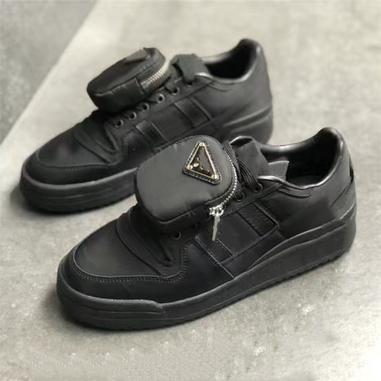 

Wheel Re-nylon Luxury Designers Shoes Men Women High-top Sneakers Nylon Pouch Leather Lining Cotton Laces 14 cm Boot Leg Causal Shoe Size 35-46