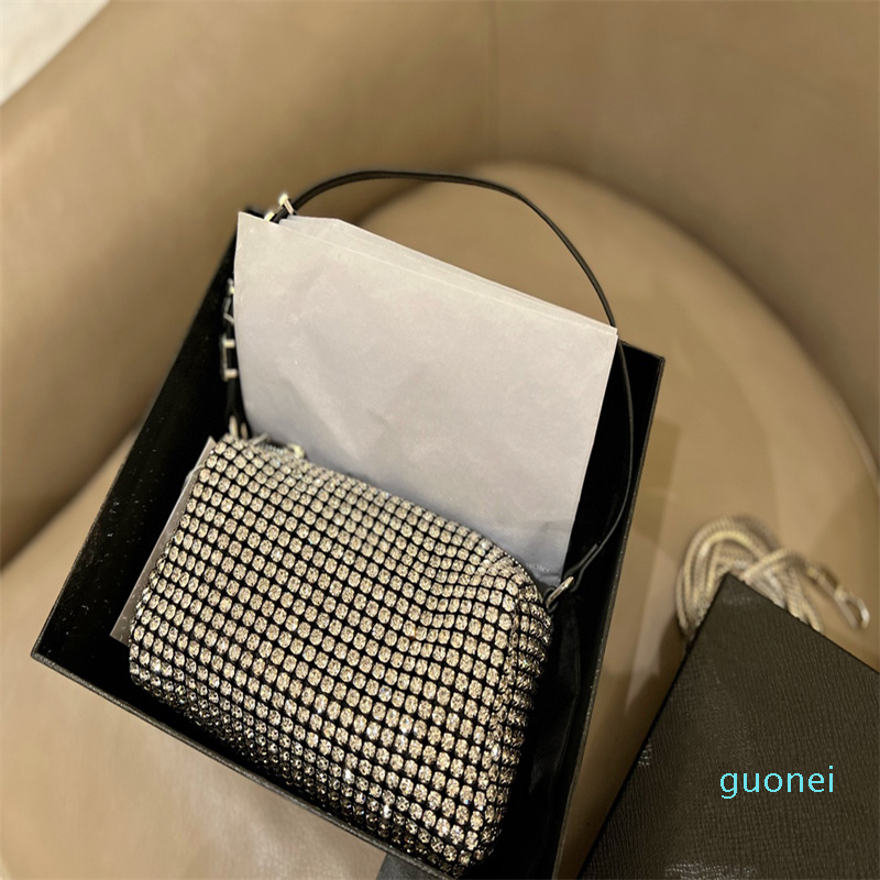 

Luxurys Handbags Latest Diamond Women Shoulder Bag Wallets season Chains Underarm Purses Fashion Lady Designers Handbags Bling Leather 2022, Black