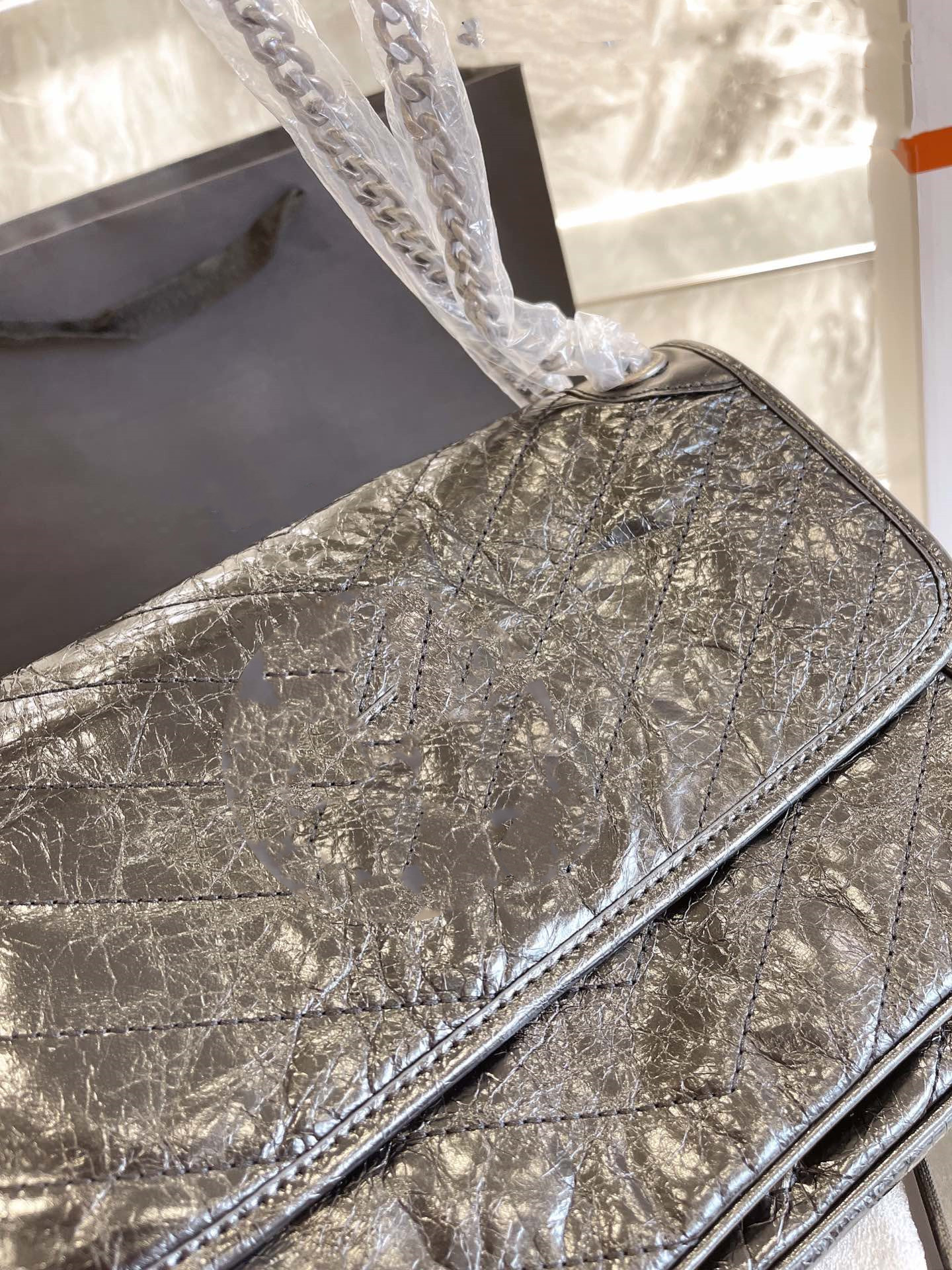

Designers bags women classic fashion Shoulder bag Designer Patent leather handbags Lady purse Lightweight trend essential for female gift nice With Box