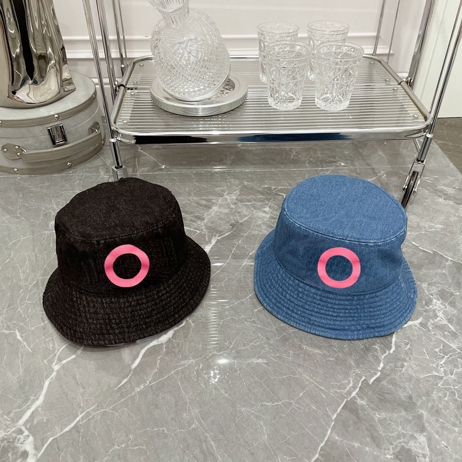Fashion Bucket Hat Designer Classic Graffiti Print Hats Casual Sun Protection Cap for Man Woman Blue and Black 2 Color High Quality