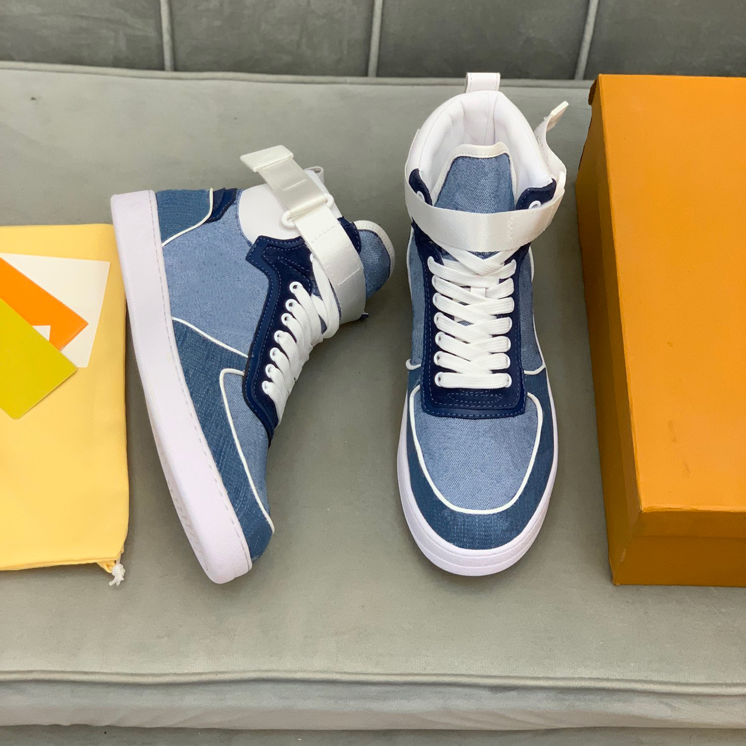 

2022 Sneaker BOOMBOX Shoes 100% leather calf leather rubber outsole men women sneakers runner high top casual shoe Size 35-44