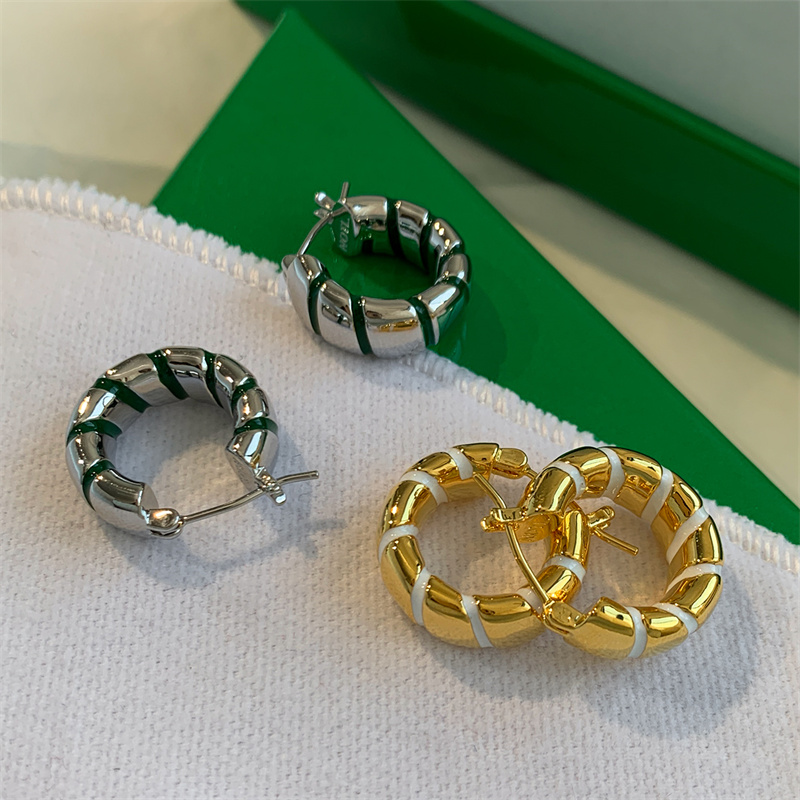 Ins – boucles d'oreilles rondes dorées pour femme, Design de Niche d'été, haut de gamme, Unique, à la mode, accessoires de bijoux assortis avec t