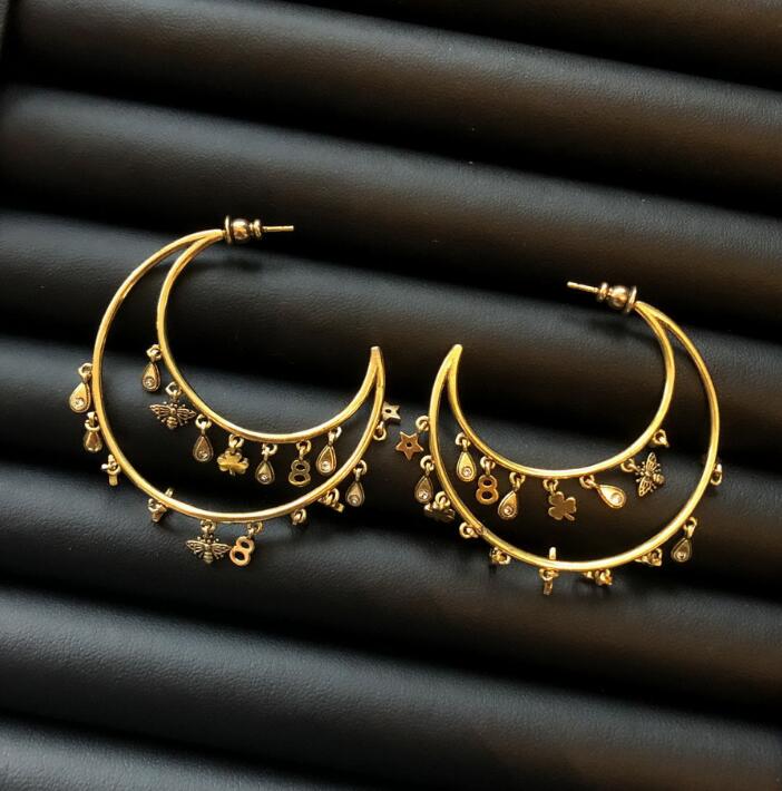 

Luxury Dangle Pearl Ear studs Celebrity female D Letters TRIBALES Vintage Brass 18K gold plated Star High-Quality women chain Earrings EW01
