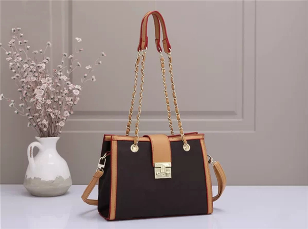 

Top Quality Designers Shoulder Bags Women Chain Bag Crossbody Messenger Tote Female Quilted Heart Leather Handbags Purses Wallets H0654