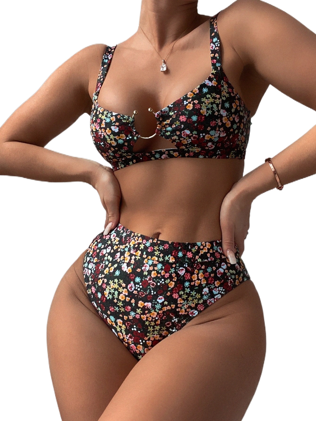 

ditsy Floral Ring Linked Bikini Swimsuit H49E#, Multicolor