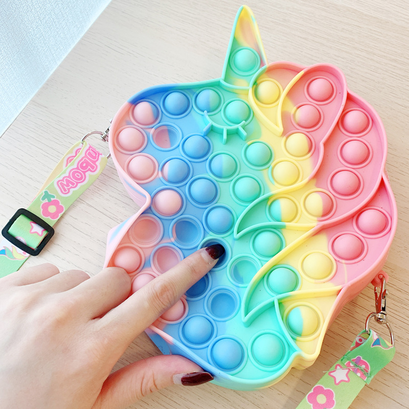 

2022 Unicorn handbags Push Popping Bag Bubbles Silicone Unicorn Purse Fidgety it toys Fidget Bags, Rainbow
