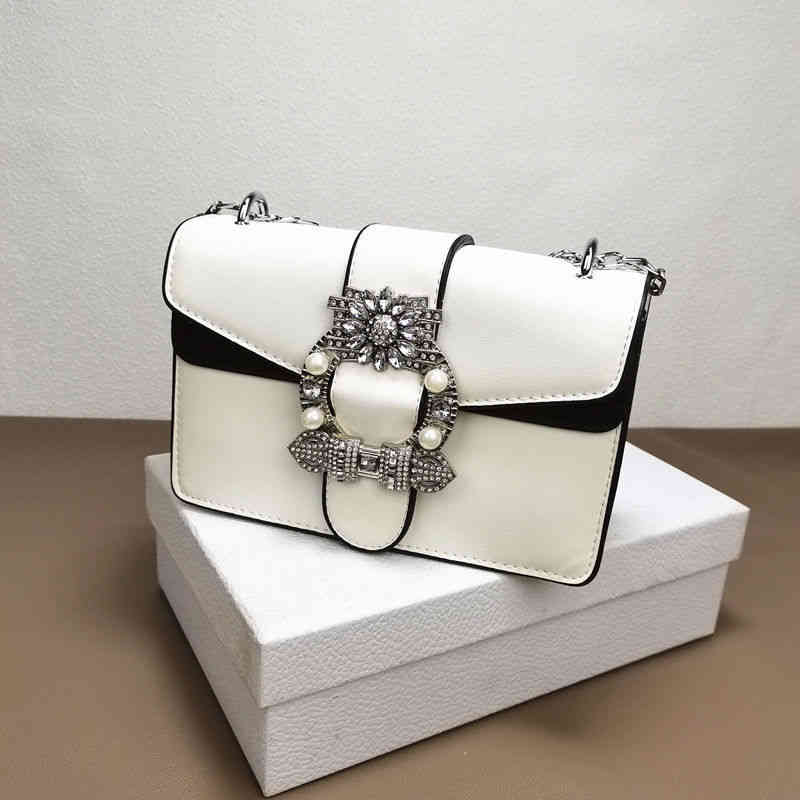 sac femelle 2022 New Fashion Diamond incrusté d'épaule polyvalente