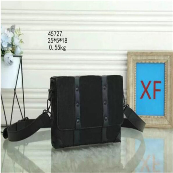 

Luxury Messenger Bag Eclipse Reverse Canvas Fashion Mens Crossbody Bags designer Leather Mans Shoulder Bags Purse Wallet Clutch, Embossed black flowers