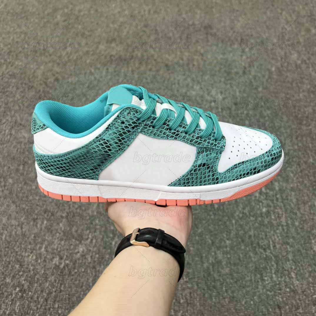 

Men Women Designer Casual Shoes Low Snakeskin Basketball Shoes White Green Pink Fashion Lace-up Flat Sneakers Running Sports Trainers