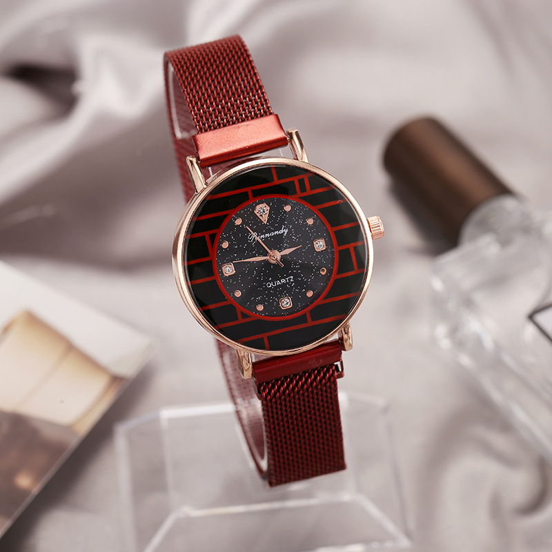 

Fashion Crystal Dot Romantic Women Wristwatches Magnet Buckle Watches Fashion Ladies Rhinestone Small Dial Steel Mesh Belt Quartz Watch, Leave a message about color