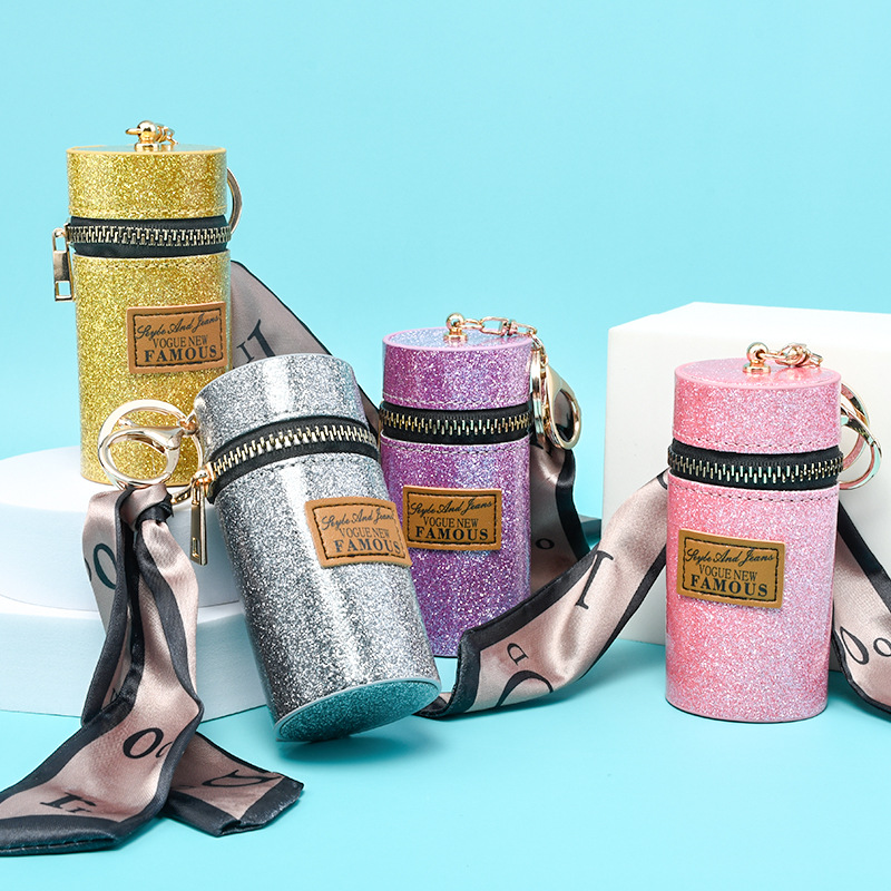 

Luxury Leather Keyring Ring Bucket Lipstick Storage Bag Silk Scarf Keychain Holder Portable Personality Charm Pendant Women Accessories Fashion Car Key Chain Gift