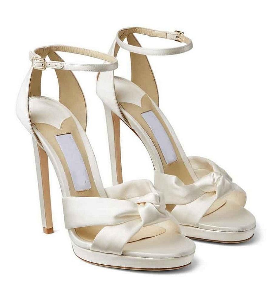 

Luxury Summer Rosie Platform Sandals Shoes For Women Ivory Satin Two Tubular Straps Romantic Pumps Party Wedding Dress Lady Elegant High Heels