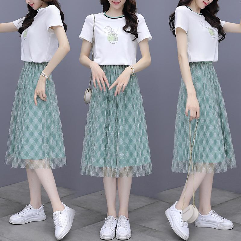 

Work Dresses 2022 Short Sleeve Print T-shirt + Elastic High Waist Mesh Midi Skirt 2 Two Piece Women Summer Fashion Clothes Set Female, As picture