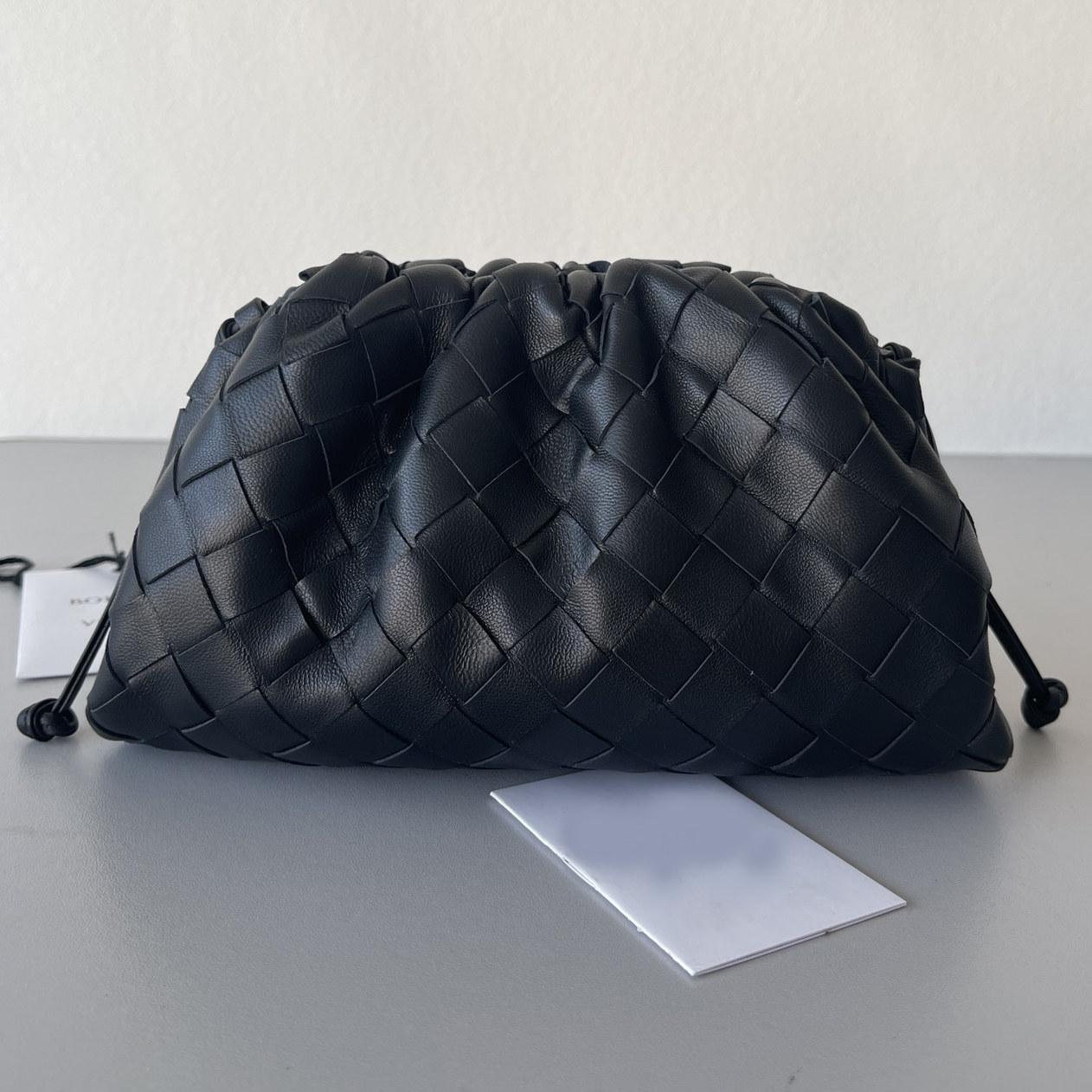 Designer de luxe Sac à corps crossbody sac de pochette de vache à vaches pour femmes sacs d'embrayage authentique tissage en cuir sacs de carross