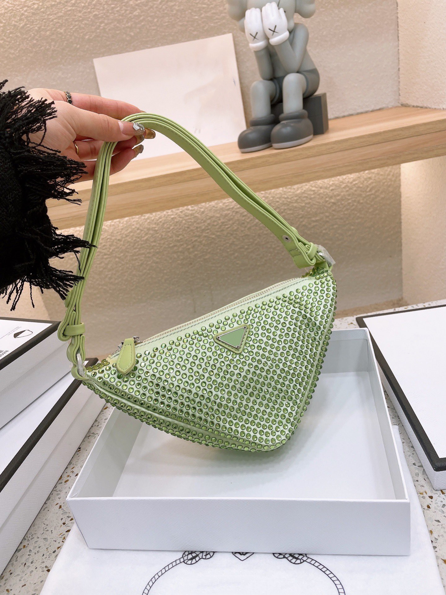 2022 Designers triangulaires recouverts de cristaux Diamante sacs Sacs à main de mode de luxe pour les filles Vente en gros Top qualité Designer
