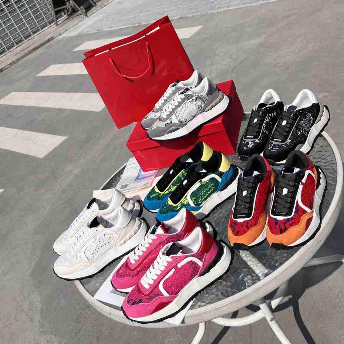 

Lacerunner women men fashion casual shoes Lace and Mesh Sneakers Metal leather texture rivet pattern outdoor running sneaker size 35-45