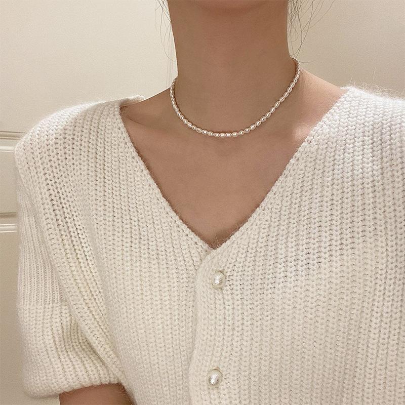 

Chokers Wholesale Real Freshwater Pearl Choker Necklaces For Women Irregular Pearls Beads Chains Casual AccessoriesChokers