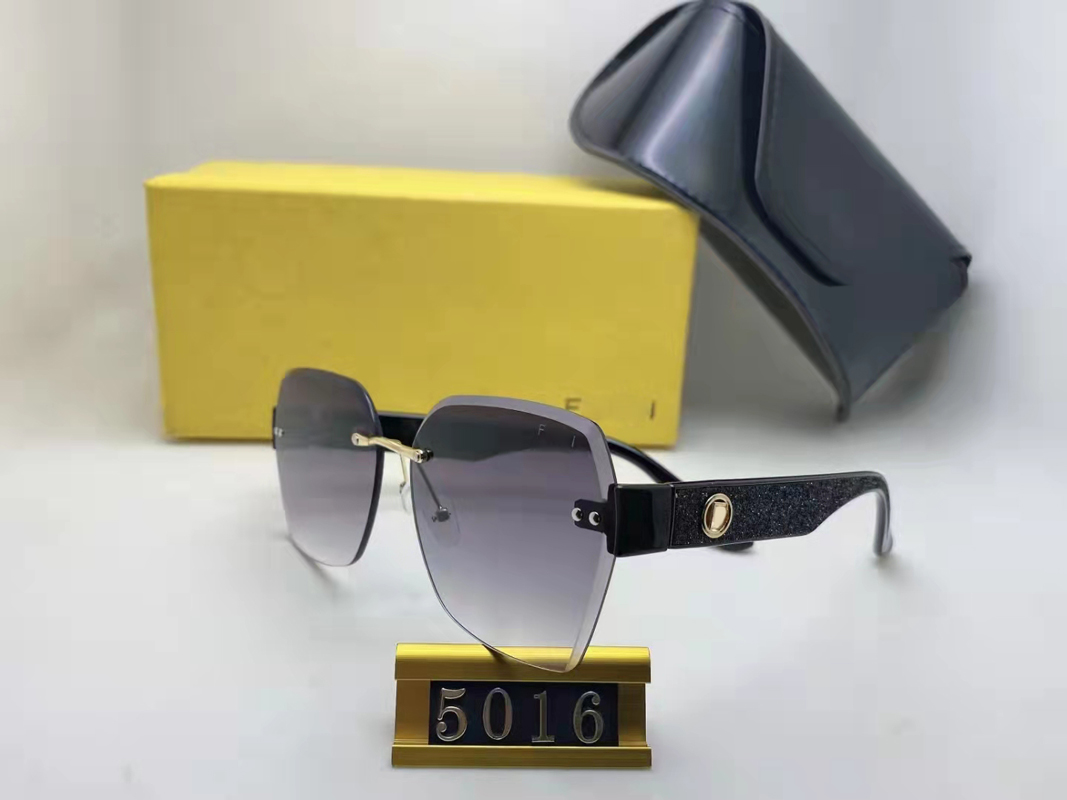 

Fashion Sunglasses Designer Men Eyewear Sun Glasses For Mens Woman summer ray Sunglasses Womens Man Brown Cases Black Metal Frame Dark 50mm Lenses