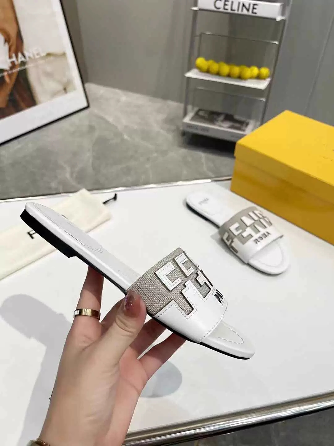 

Women Sandal Shoes Slipper Slide Flats F-Logo Bicolor Flat Sandals Luxury Brands Pop Heels Leather Rubber Sole Box 35-42Size