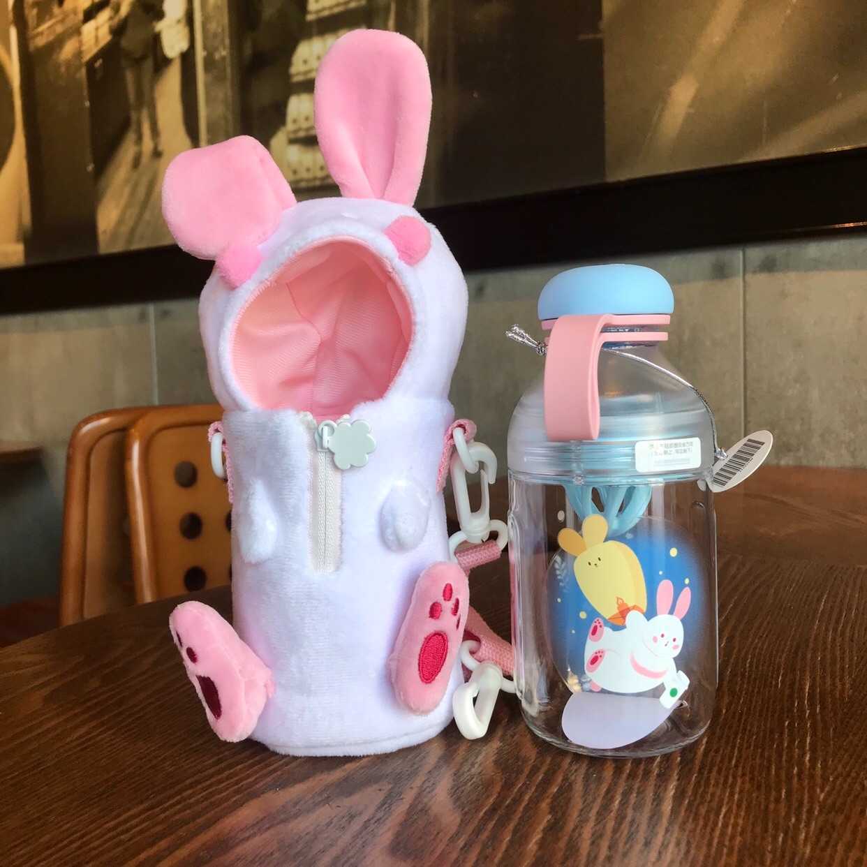 2020 Starbucks cup Mid Autumn Festival food magician flying rabbit style accompanying water with cover 430mlLDBI-image-760905235