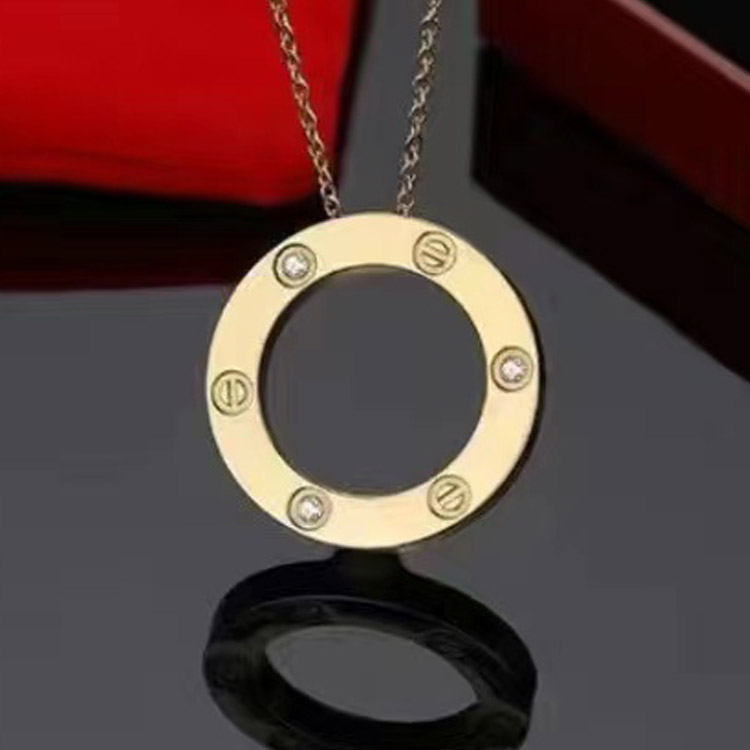 

Latest Designer Necklace Pendant Fashion High Quality Gold Silver Rose 3 Colors Classic Necklaces Jewelry Gift Belt Box Exquisite Gift Stainless Steel Wholesale