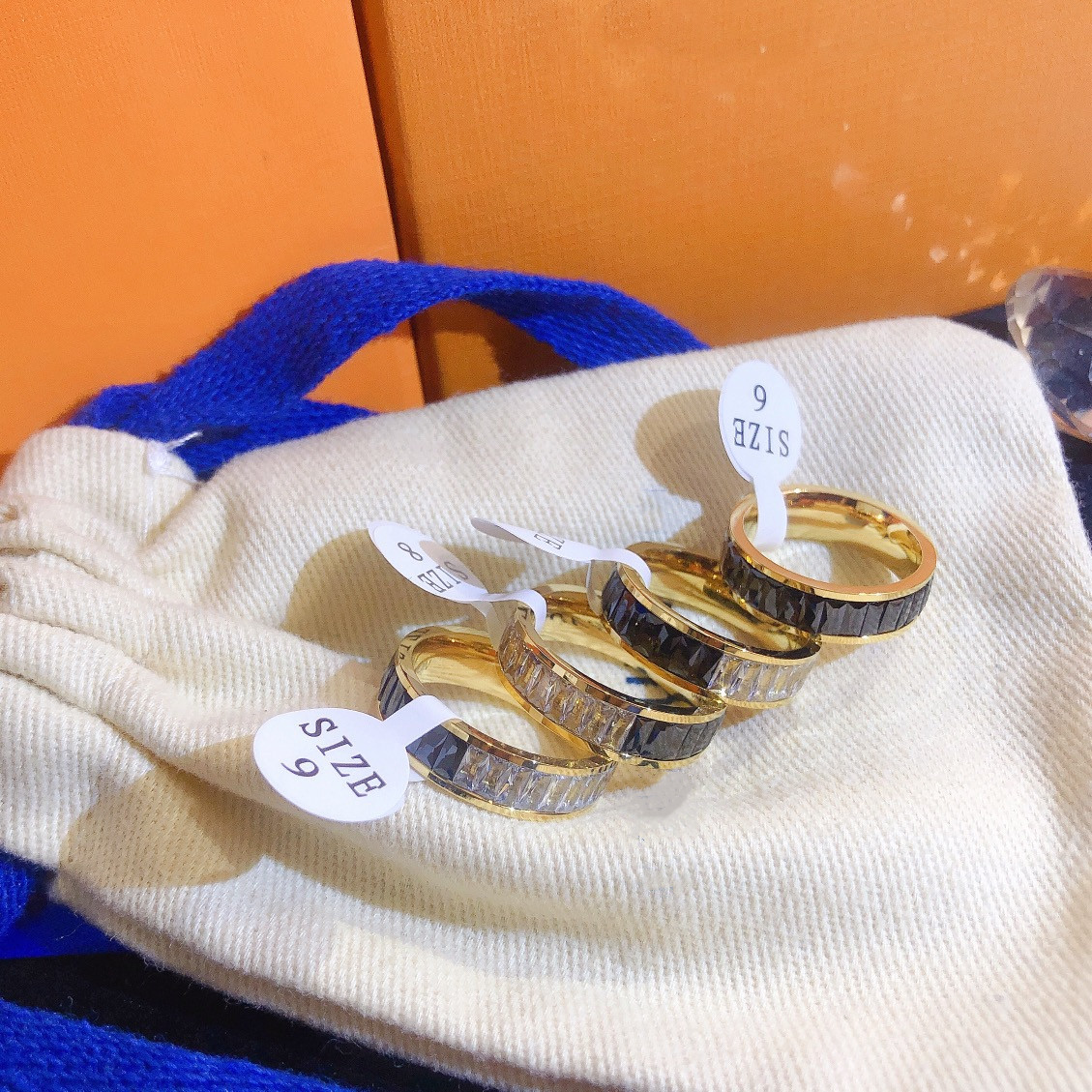 

2022Love Screw Ring mens Band Rings Diamonds designer luxury jewelry women Titanium steel Alloy Gold-Plated Craft Gold Silver Rose Never fade Not allergic