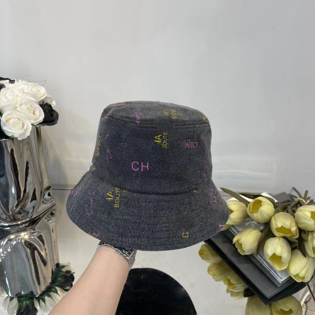 

2022 New Fashion Bucket Hats Letter Printing Graffiti Sun Protection Baseball Caps for Man and Women Spring and Summer, Blue cap