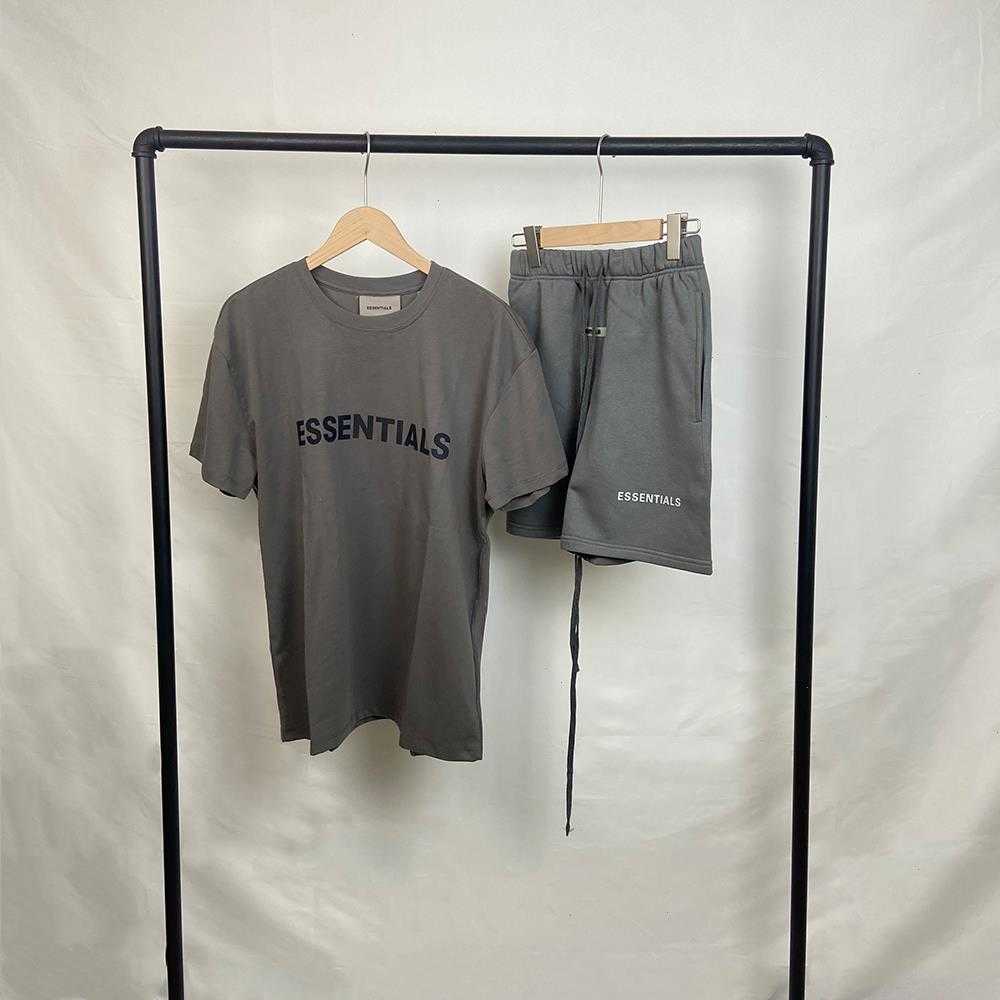 2022 Summer Mens T-shirts Short Set Tracksuit Costumes Essentials en silicone tridimensionnel LOVERS HIP HOP COTTON COTTON HOMSE