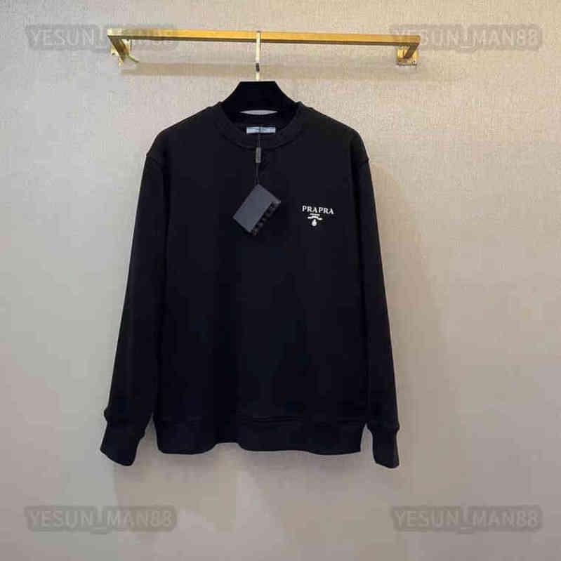 

Mens And Womens Designer prad Classic Hoodie Letter Print Casual Luxury Round collar Coat Cotton Autumn And winter Sweater Hooded