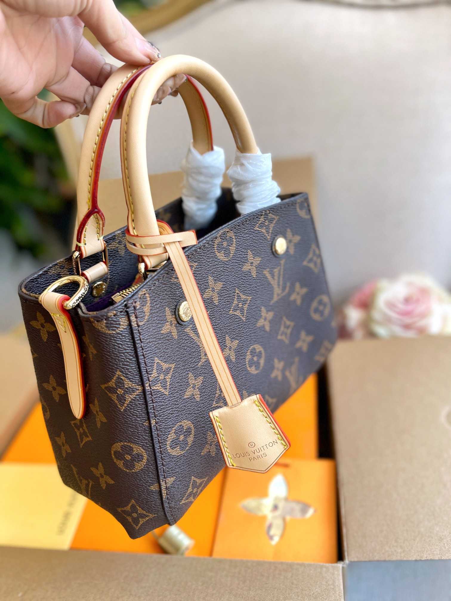 

Vintage Petit Palais Classic Shoulder Crossbody Bags Women Messenger Bag Lady Shopping Purses Designer Luxury Handbags with Strap M41055, Color 1