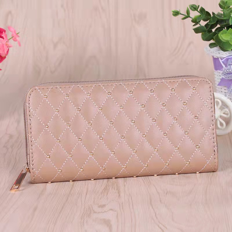 

Zipper rivets women designer wallets lady long style fashion casual zero purses female phone clutchs no90, Red