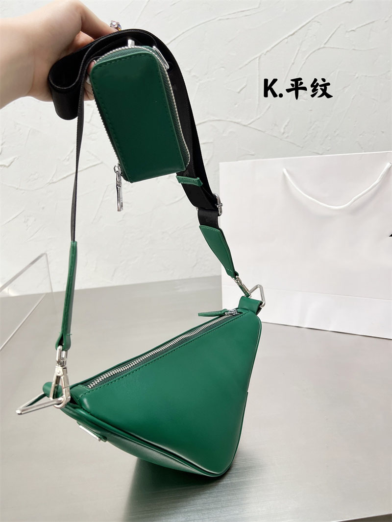 

2022 New Triangle Bag Green Luxury Handbags Unisex Shoulder Bags Designer Top Quality Purses Crossbody Bags Embossed Tote Factory Price Mens Card Holder Wallets, Customize