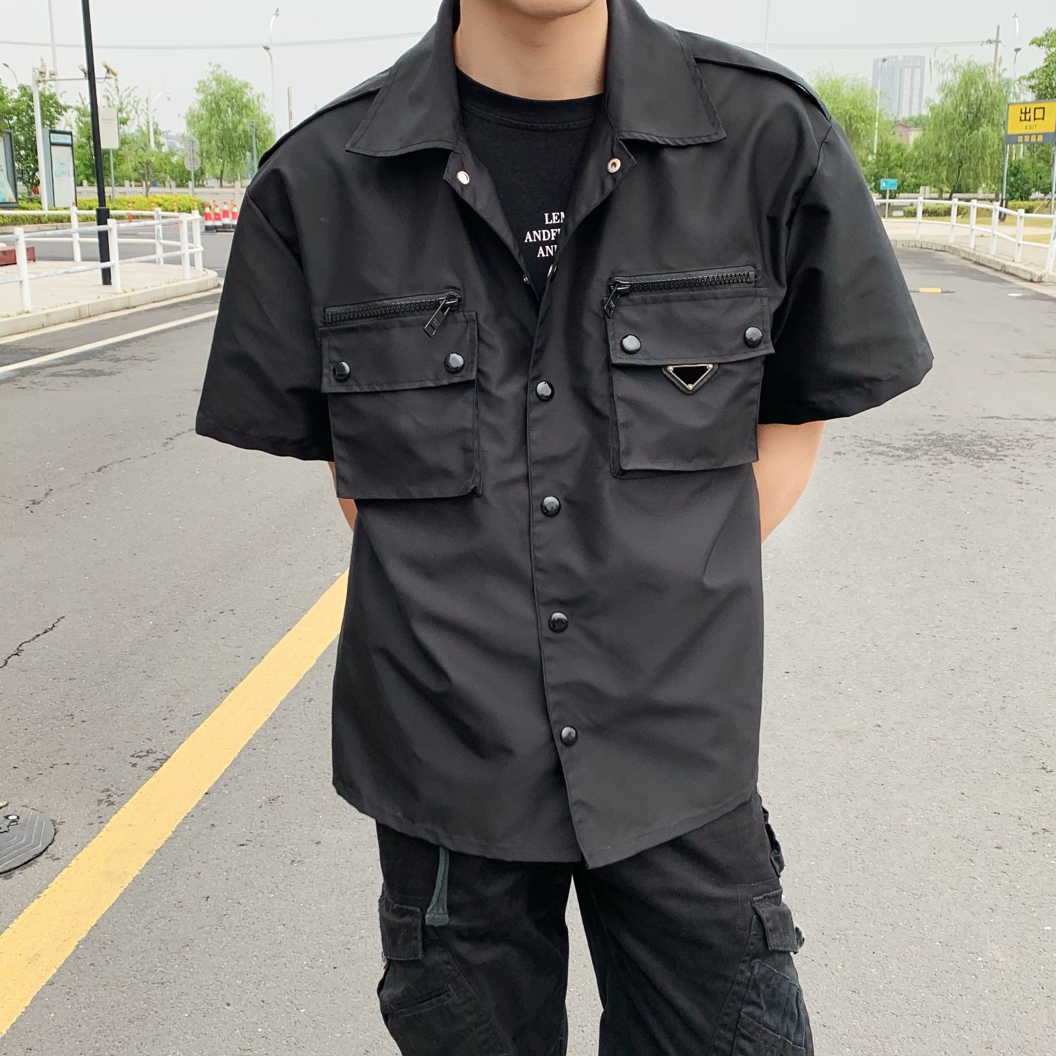 

22SS blouses men fashion brand classic shirts short sleeves Design summer Imported nylon waterproof material Breathable lapel Double pocket design tops, Black