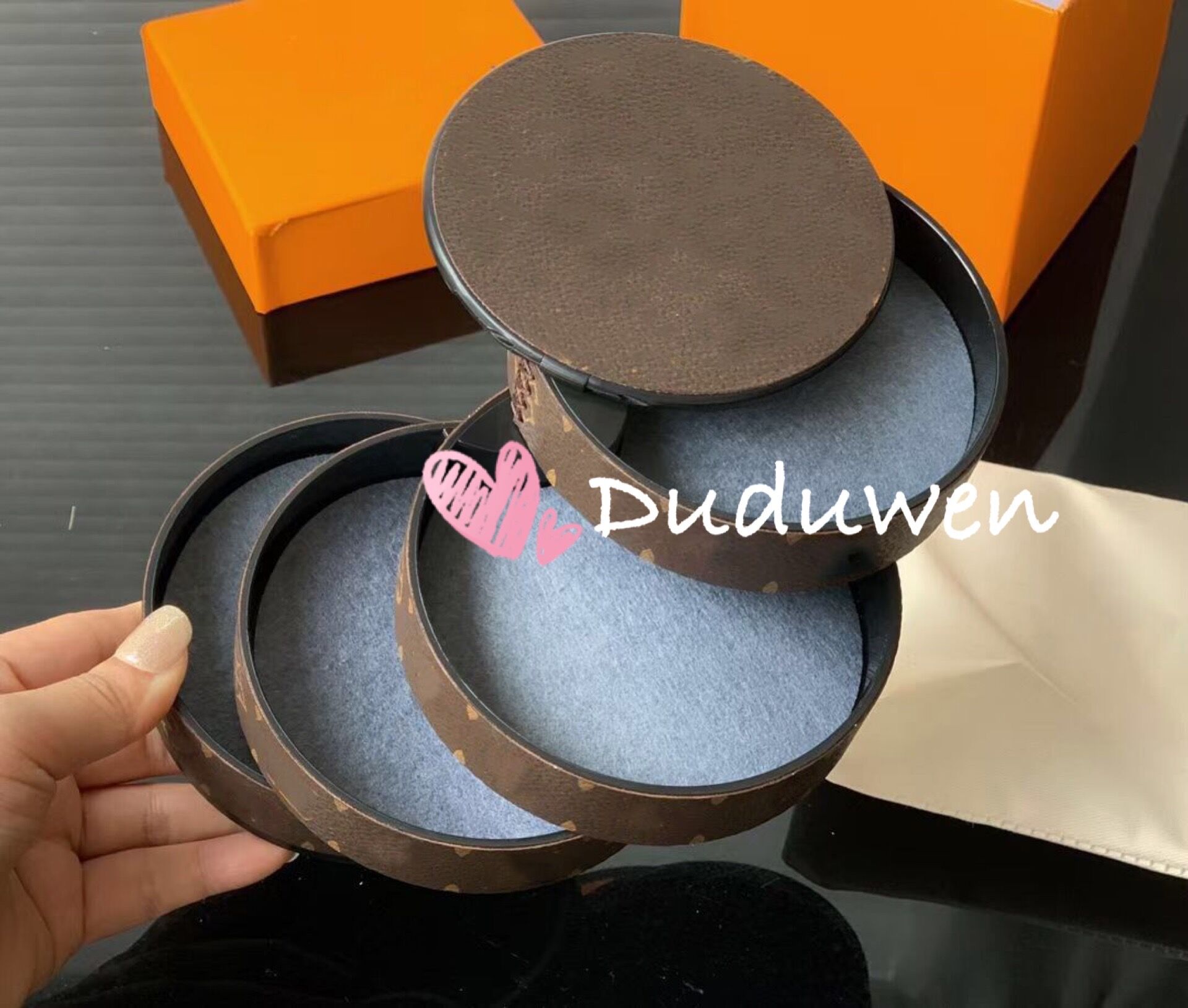

fashion jewelry storage box with mirror medieval multi compartment rotating oragnization with packing, Black