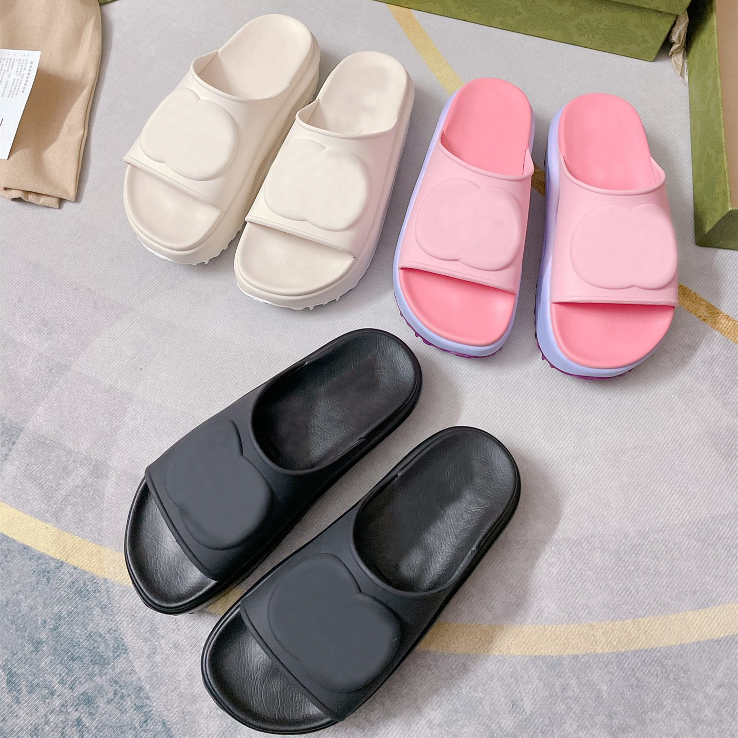 

Thick Bottom Designer Slippers Fashion Soft Foam Rubber Wedges Sandals For Women Girls pantoufle miami Summer Beach Shoes Platform Slides Mules Loafers sandales, Shoes box