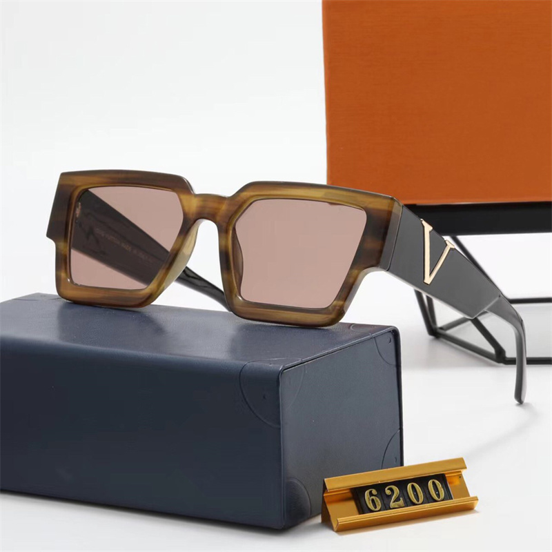 

Classic Designer Sunglasses For Women Luxury Couple Sun Glasses Mens Fashion Brand Eyeglasses Shades Driving Beach SunGlasses With Box