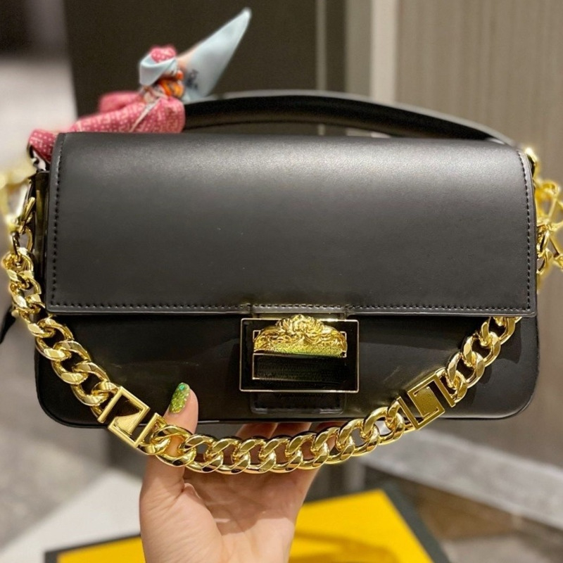 

Hot Selling Designer Shoulder Bags Fdi Vers Edition handbag Classic Medusa Gold Plated Chain Messenger bag Trendy Square Mini Totebag Women Leather Bag 001#, Black