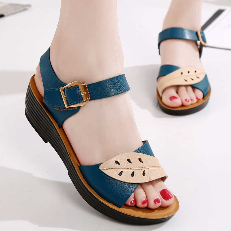 

TopSelling Summer mother sandals women 2022 new versatile middle-aged and elderly comfortable non slip soft soled Classic luxury party wedding shoes, Blue