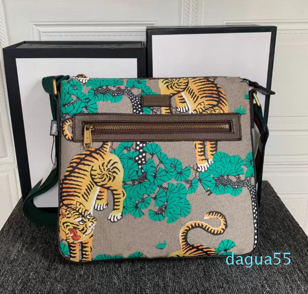 

Classic hot Women shoulder Bags mens Cute real leather luxurys designers Messenger bag men