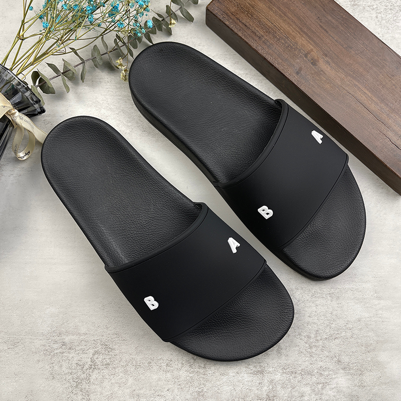 

[with box]2022 Men Women Slides Summer Slippers Beach Indoor Luxury Flat Sandals Flip Flops Spike Sandal