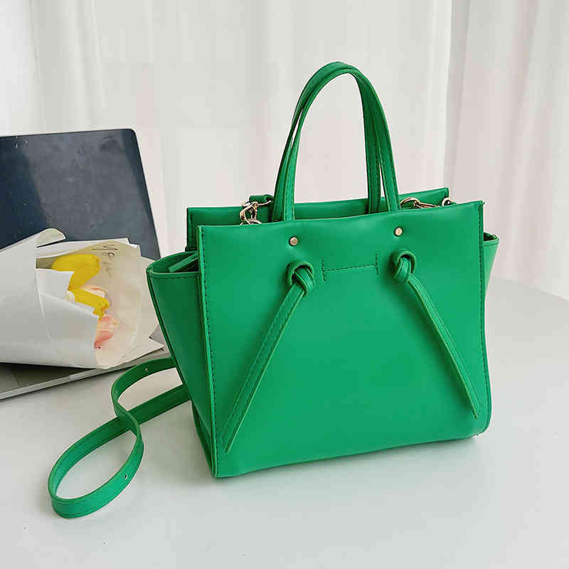 2022 Spring New Fashion Messenger One épaule haute capacité portable sac fourre-tout pour femmes sacs à main