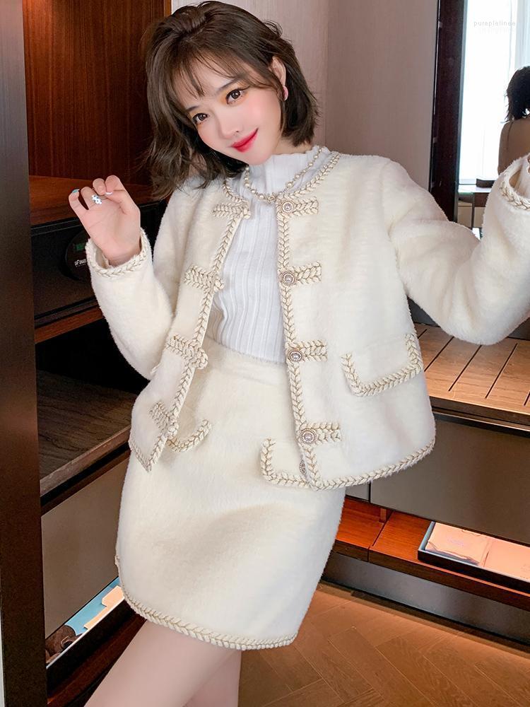 

Heavy Industries Knitted Lace Beaded Button Woolen Jacket Hip Slim Half Skirt Set Women Fall Winter Women' Tracksuits, Creamy-white