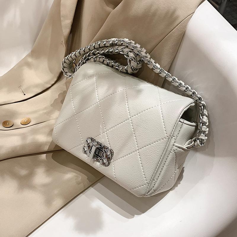 

Evening Bags Women's Rhombus Embroidery Thread Shoulder Bag High-quality Net Red Chain Armpit Fashion Small Square BagEvening, Black