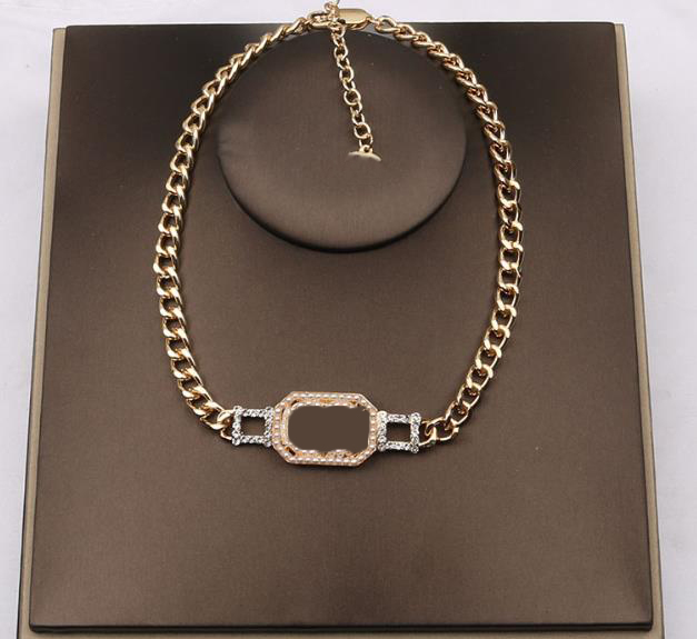 22ss 20style Famous Designer Letter Double Layer Pendant Necklaces 18K Gold Plated Crystal Pearl Rhinestone Sweater Necklace Women Jewerlry Acces