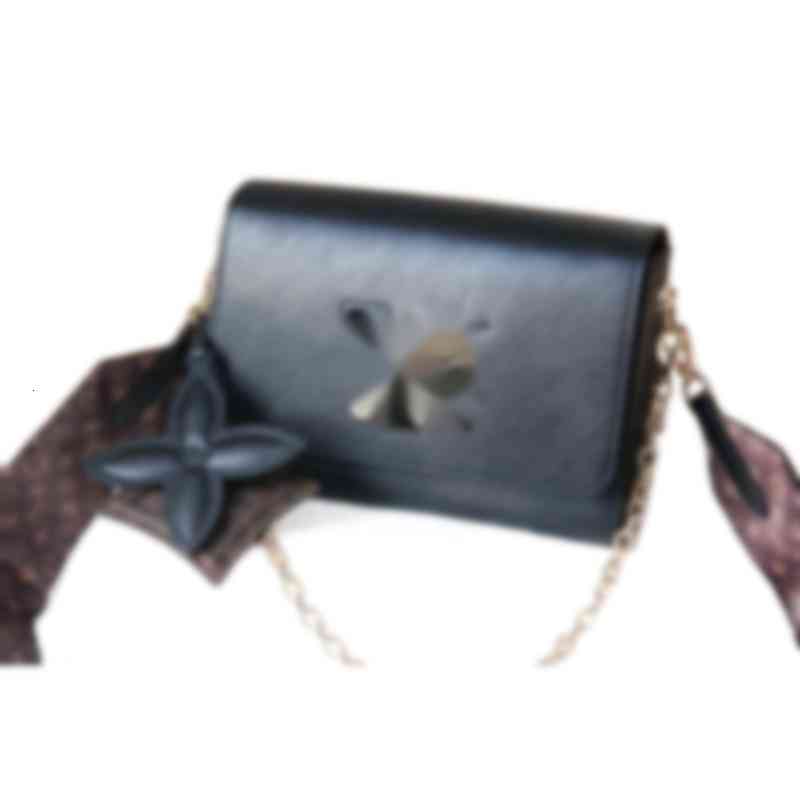 

Luxury Brand Designer M50357 M59018 M59016 M50282 M50280 M50271 shoulder messenger bag Clutches Real Leather Evening Pouches Mini Belt Bags, Picture show