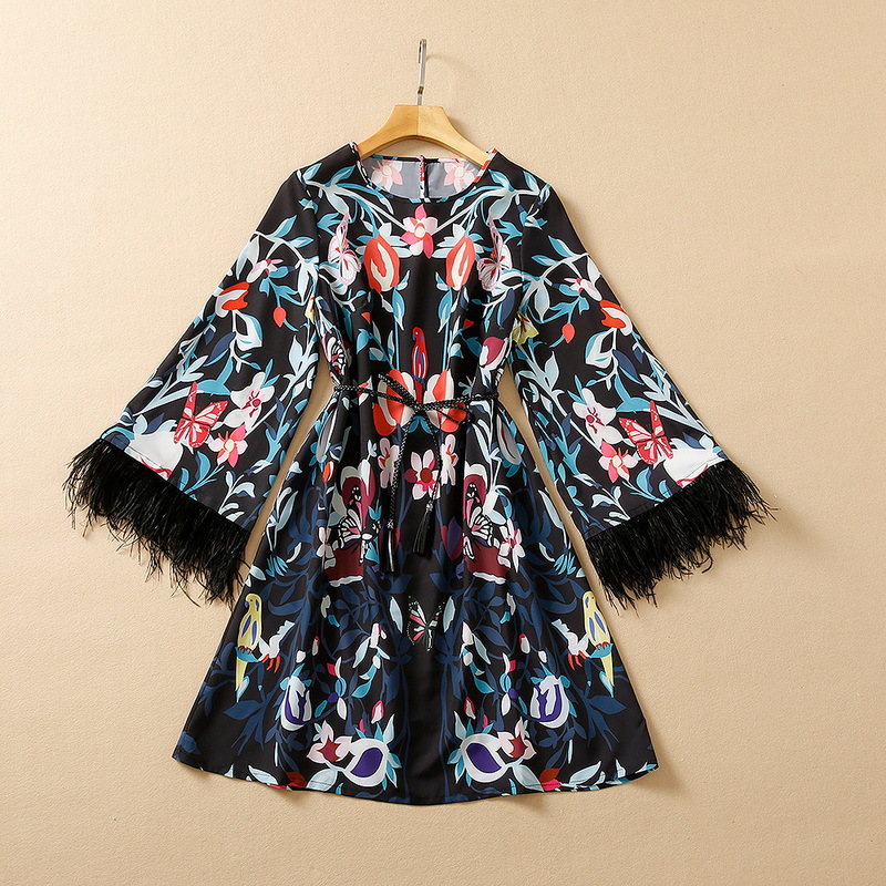 

2022 Summer 3/4 Sleeve Round Neck White / Black Floral Butterfly Print Belted Panelled Feather Dress Elegant Casual Loose Knee-Length Dresses 22Q151638